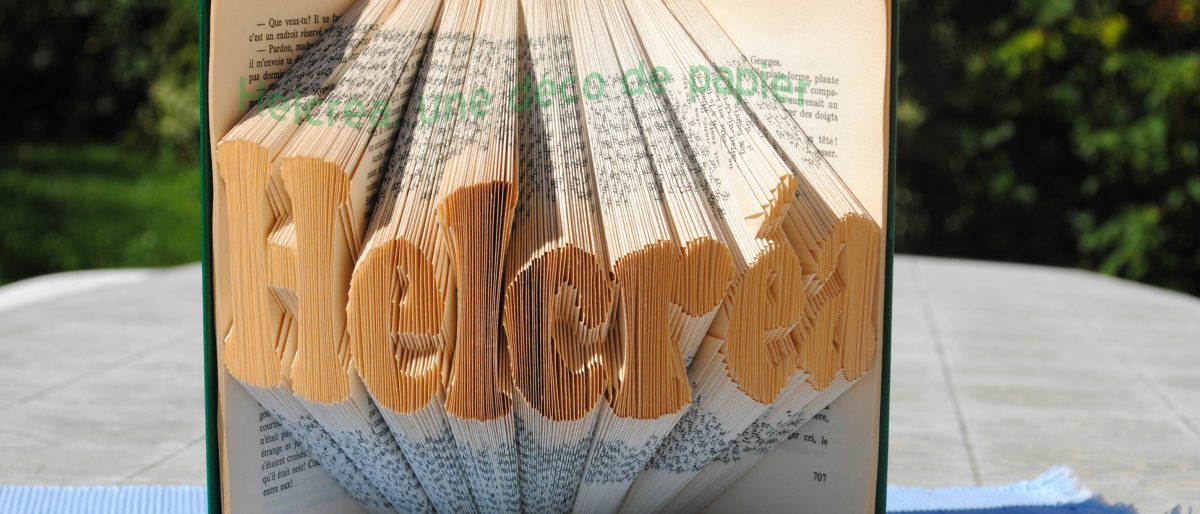 Permalien vers:Livres pliés
