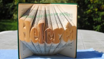 Permalien vers:Livres pliés